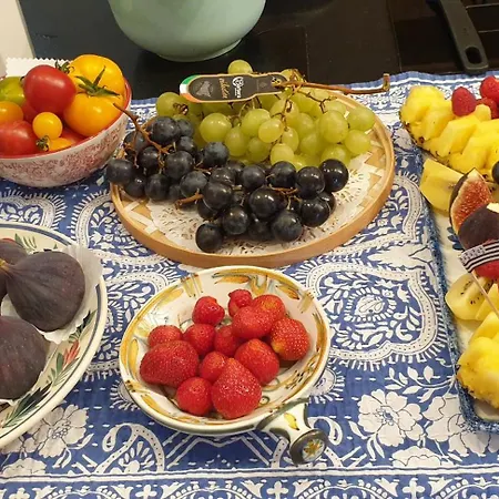 Marie La Fee Endormie, 'breizh Brunch' & Balneo 住宿加早餐酒店